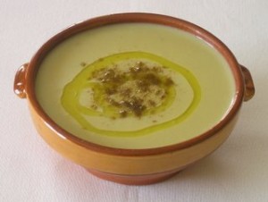 Bissara-soep van groene spliterwten
